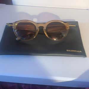Burberry Sun Glasses